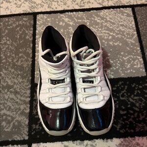 JORDAN 11 RETRO GS GRATITUDE DEFINING MOMENTS
JORDAN 1 RETRO HIGH OG GS UNC TOE